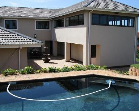 Avalon Guest House Amanzimtoti Exterior photo